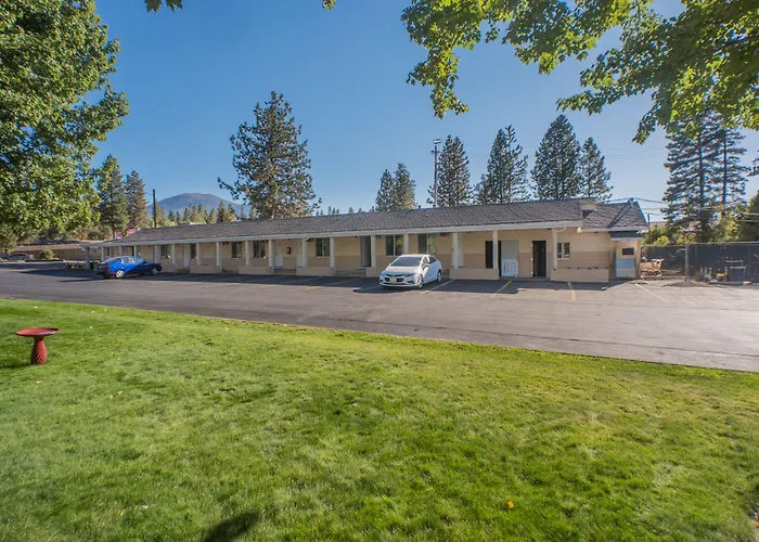 Shasta Pines Motel & Suites Burney, United States