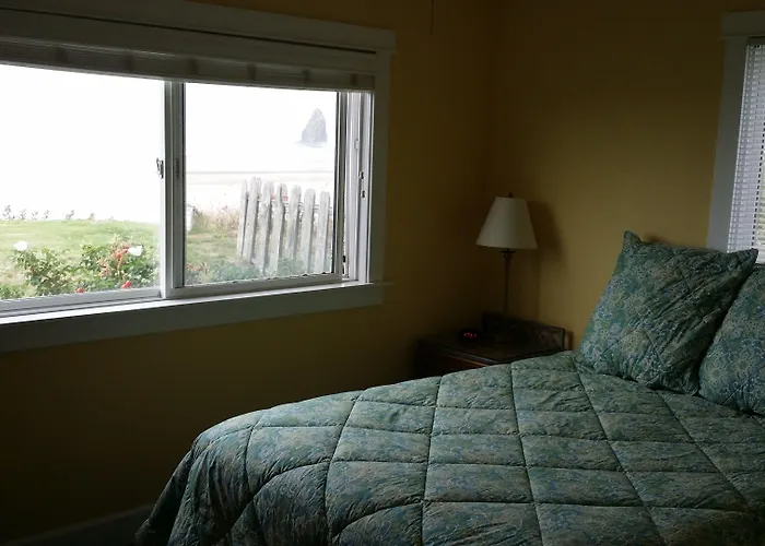 Sea Sprite At Haystack Rock Hotel Cannon Beach, United States
