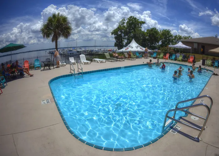 Crystal Cove Riverfront Resort Palatka, United States