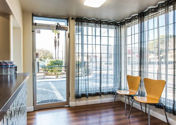 Rodeway Inn Downtown Hanford, United States