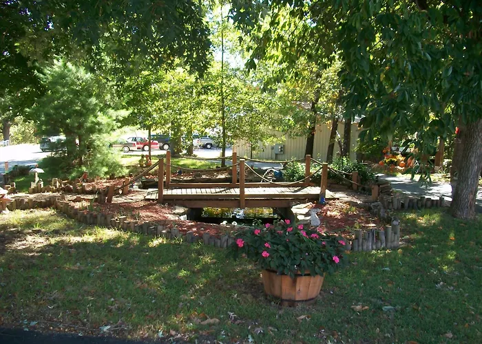 Shady Acre Inn And Suites Branson West, United States