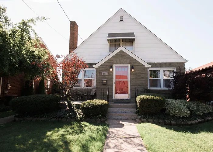 Little Italy Of Niagara Falls Bed & Breakfast