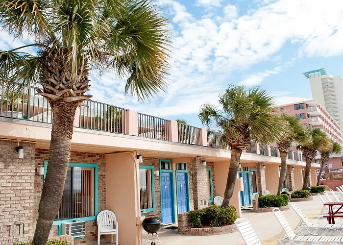 The Driftwood Lodge