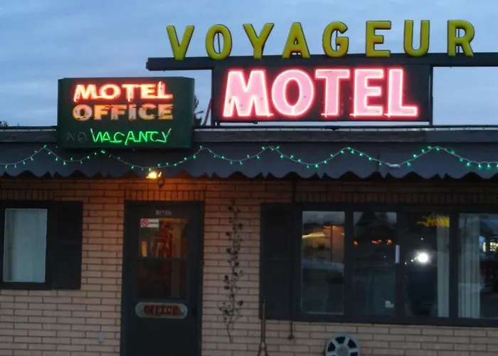 Voyageur Motel
