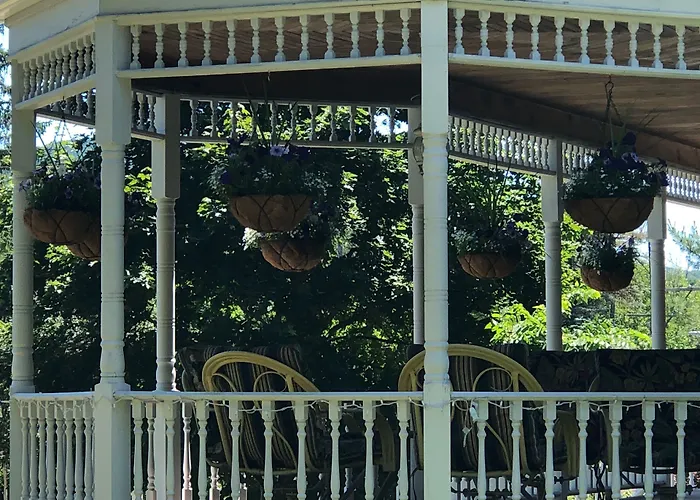 Antique Rose Inn Windham, United States