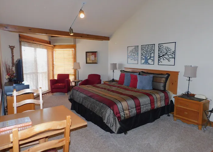 Longhollow Point Inn Studio 1321