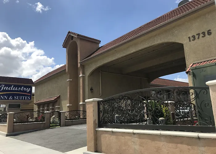 Industry Inn & Suites
