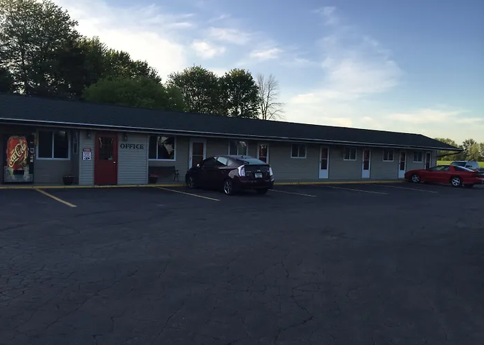 Relax Inn - Saginaw