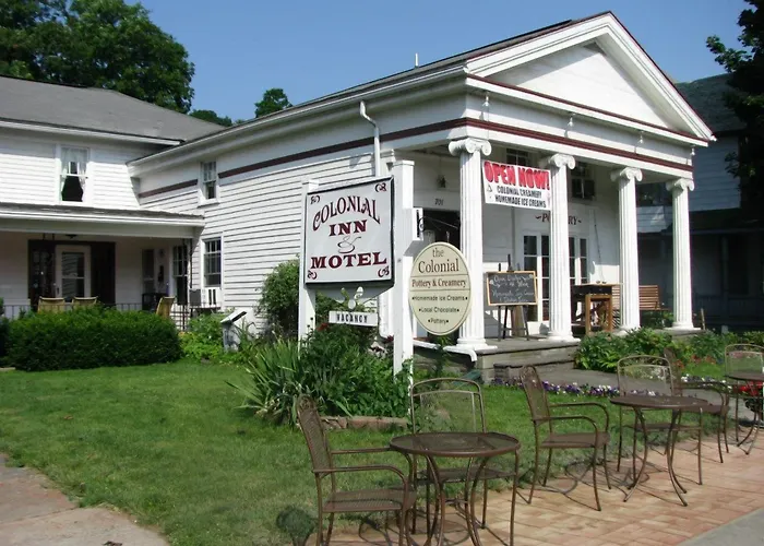Colonial Inn & Creamery