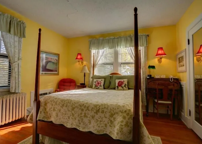 Brown Street Inn Bed And Breakfast Iowa City, United States
