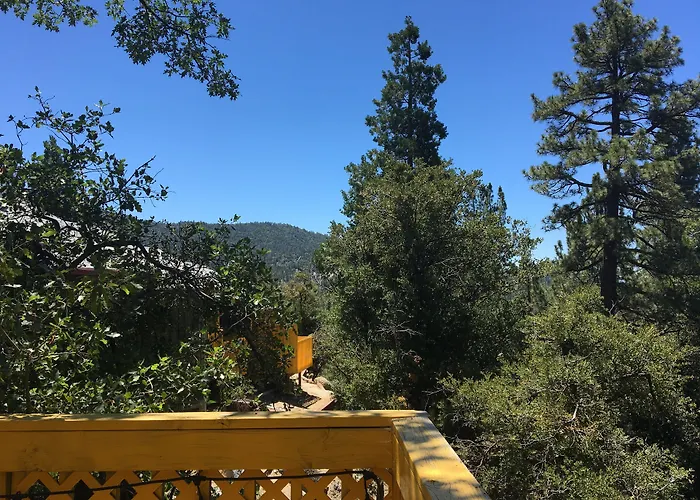 Idyllwild Bunkhouse Villa, United States