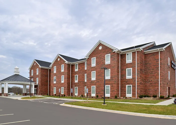 Appomattox Inn And Suites