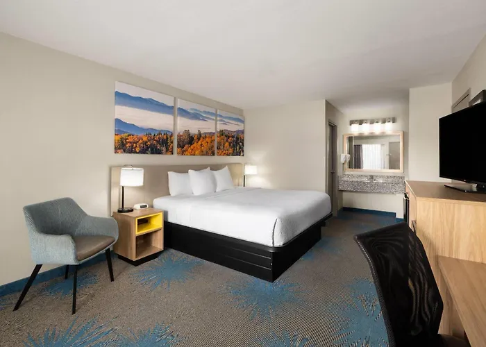 Days Inn By Wyndham Murphy, United States