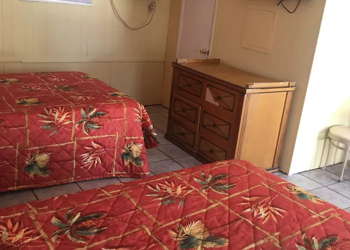 Shelton Motel