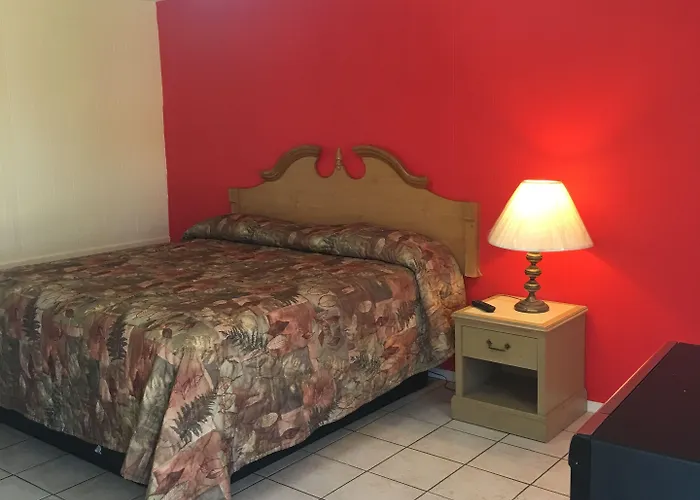 Shelton Motel