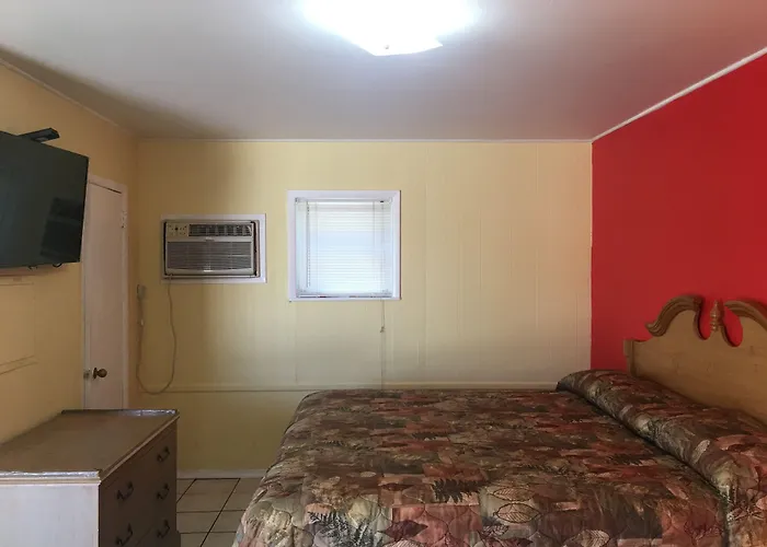 Shelton Motel