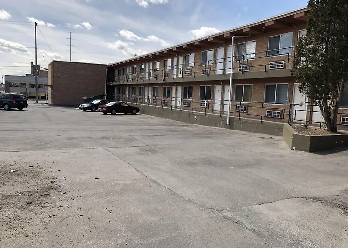 Town Motel