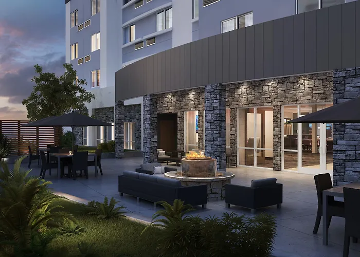 Courtyard By Marriott Houston Intercontinental Airport
