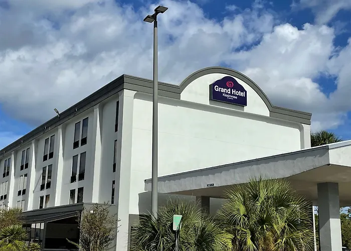 Nobile Parkway At Celebration Orlando Very Close To Disney Theme Parks
