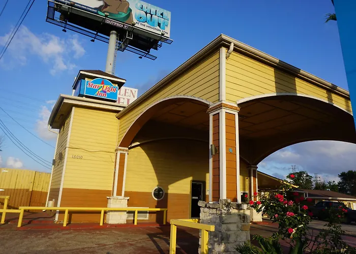 Star Light Inn