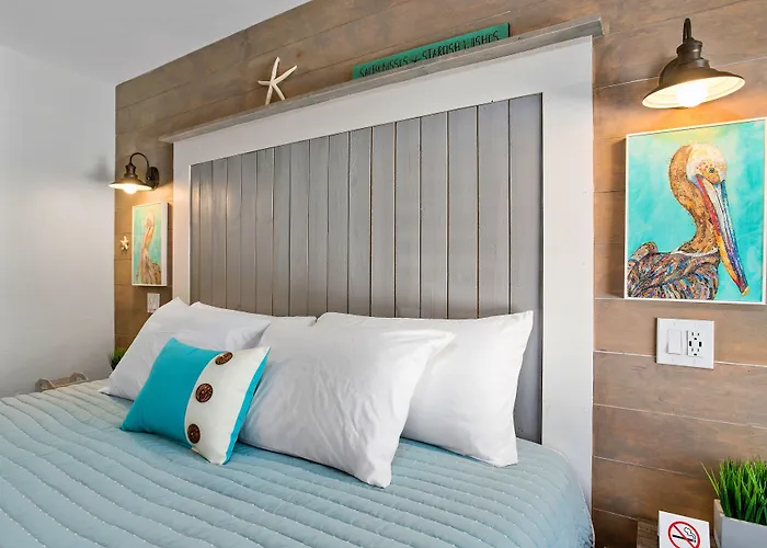 Latitude 26 Waterfront Boutique Resort - Bonita Springs, United States