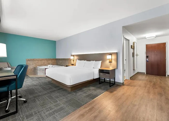 Comfort Suites Gothenburg South, United States