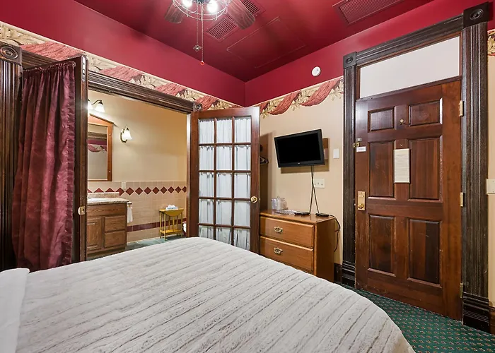 Historic Iron Horse Inn - Deadwood, United States