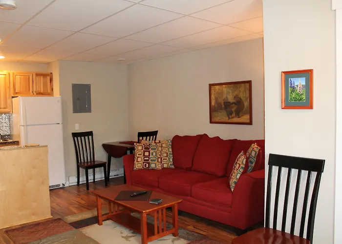 Strictly Moose Luxury Vacation Suites Gorham, United States