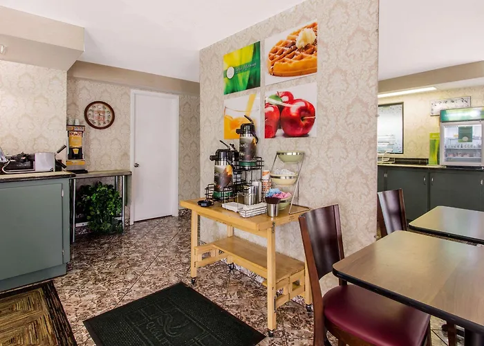 Rodeway Inn Central Beach