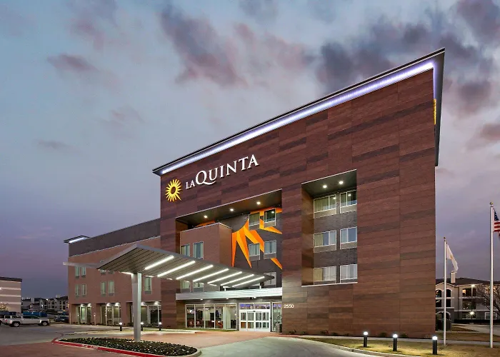 La Quinta Inn & Suites Dfw West-Glade-Parks Euless, United States