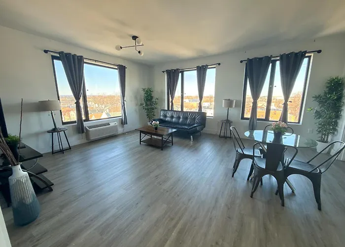Luxury Apartments - Newark Int Airport - Evonify Stays