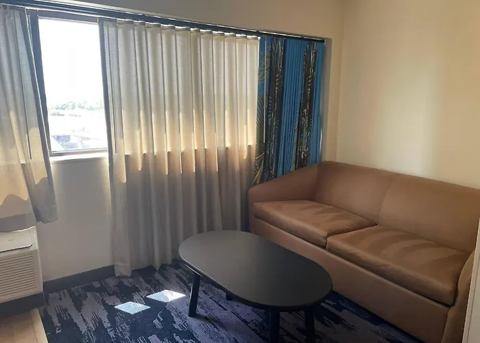Fairfield By Marriott Inn & Suites Charleston Downtown, United States