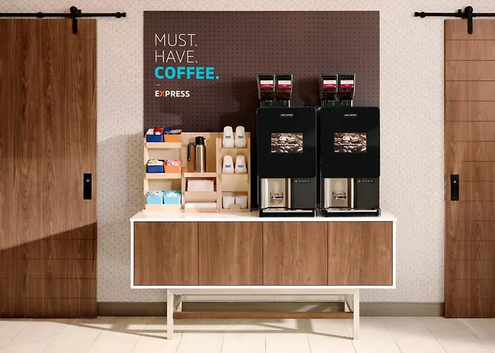 Holiday Inn Express & Suites Atlanta Perimeter Mall By Ihg