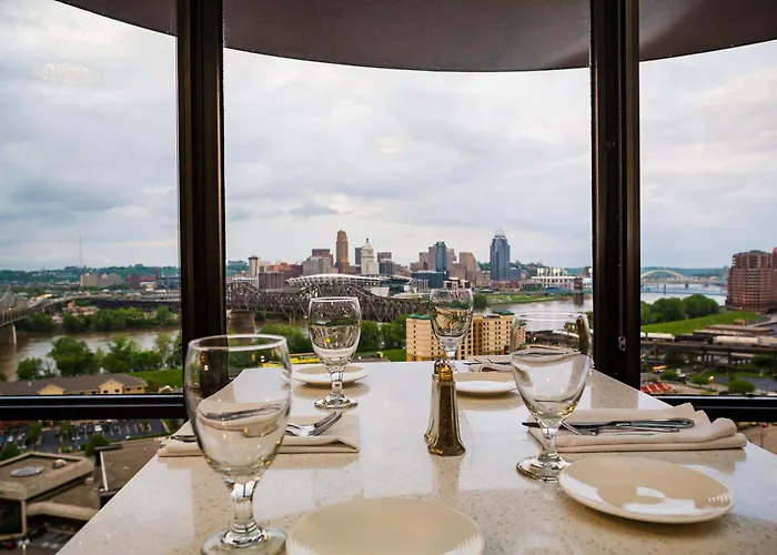 Radisson Cincinnati Riverfront