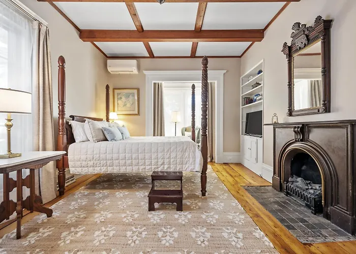 Isaiah Jones Homestead Bed And Breakfast Sandwich, United States