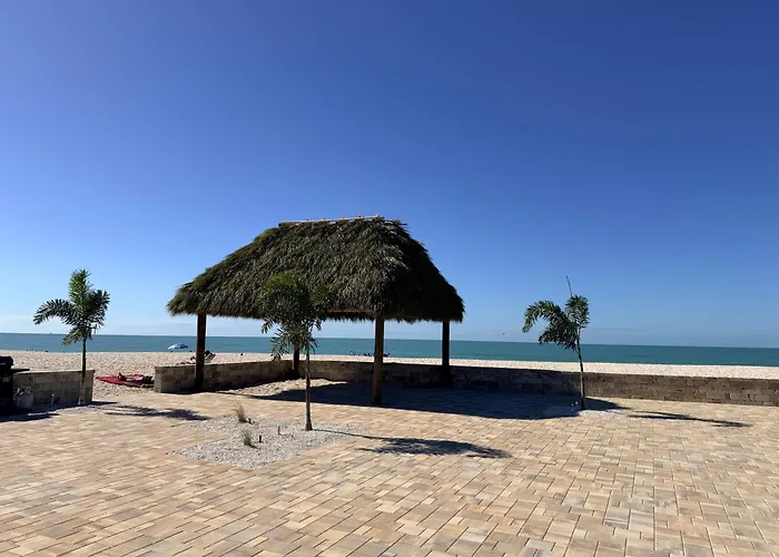 Beach Retreat On Casey Key