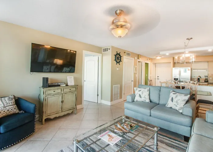 Magnolia House At Pointe 203