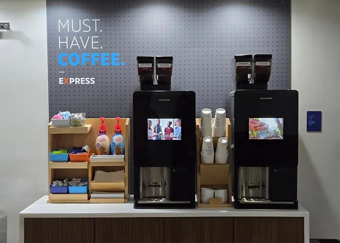 Holiday Inn Express & Suites By Ihg