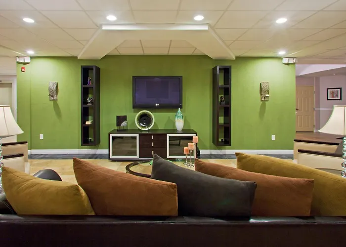 Holiday Inn Express West Palm Beach Metrocentre By Ihg