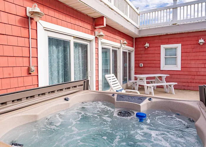 A Big Catch - Kdh Mp 8.5, Oceanfront, Elevator, Pool, Hot Tub, Spacious 10 Bedrooms, Pets Ok