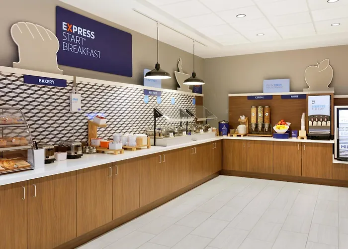 Holiday Inn Express & Suites Destin - Miramar Beach By Ihg, United States