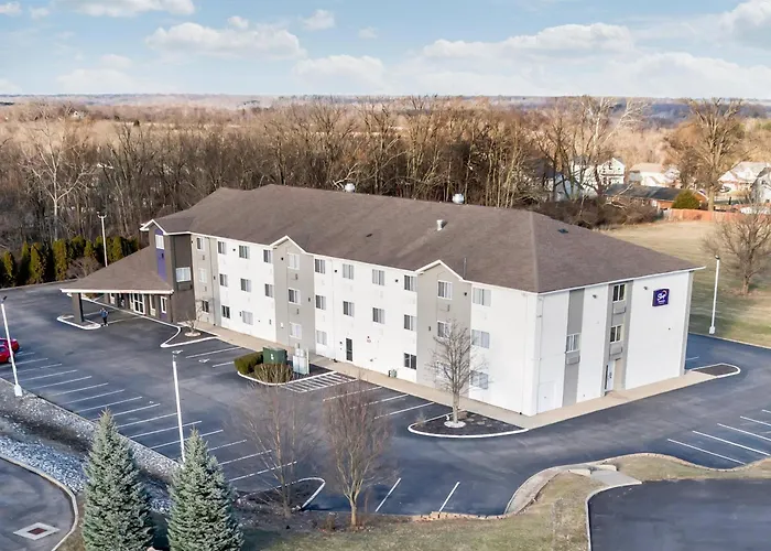 Sleep Inn & Suites - - University Area
