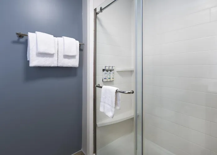 Holiday Inn Express & Suites Greenwood Mall By Ihg, United States