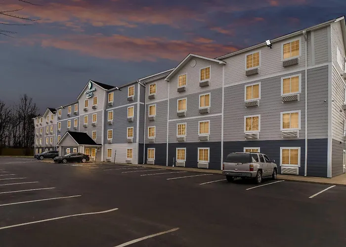 Woodspring Suites East I-40