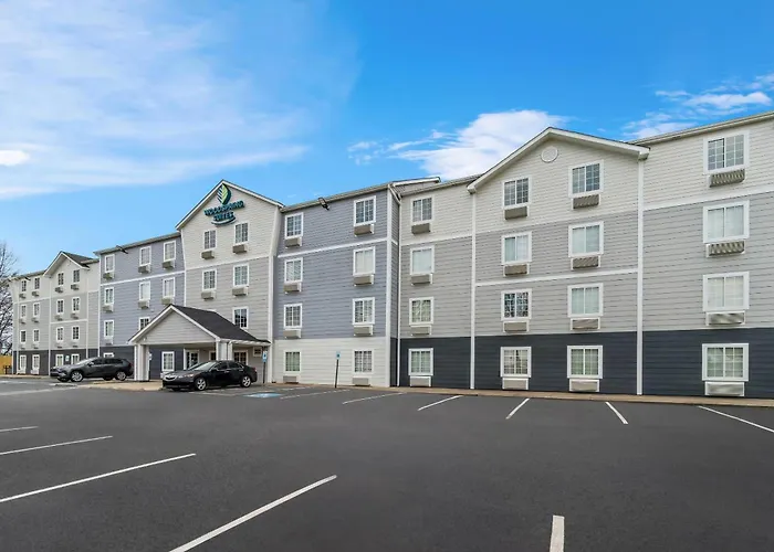 Woodspring Suites East I-40