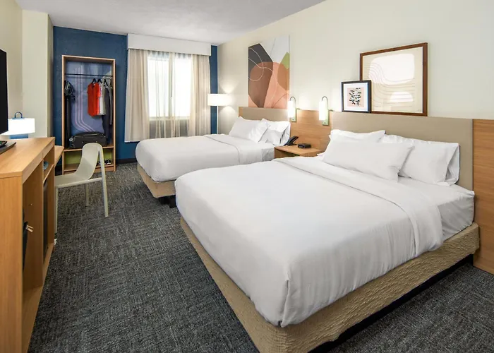 Spark By Hilton Waynesboro