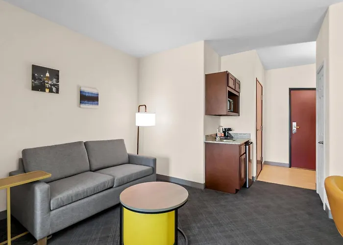 Comfort Suites North - Stone Oak