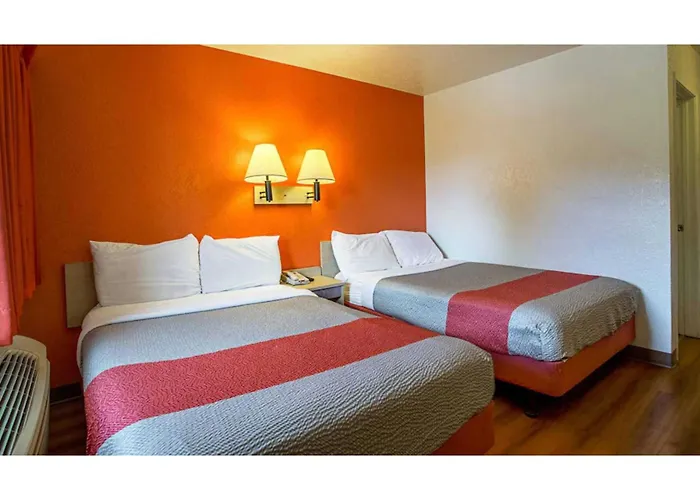 Motel 6-, Az