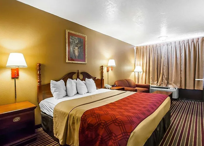Econo Lodge Dyersburg I-155, United States