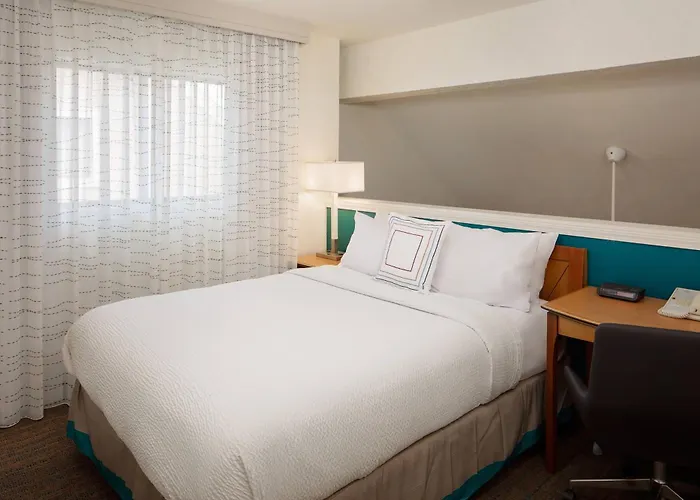 Residence Inn By Marriott Louisville East